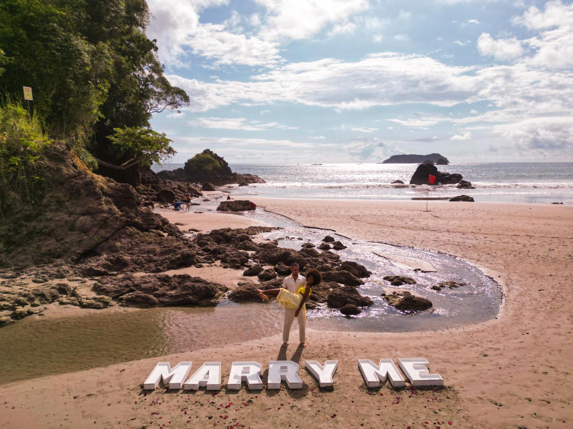 Villa Roca Boutique Resort & Suites - Adult Only Manuel Antonio Bagian luar foto