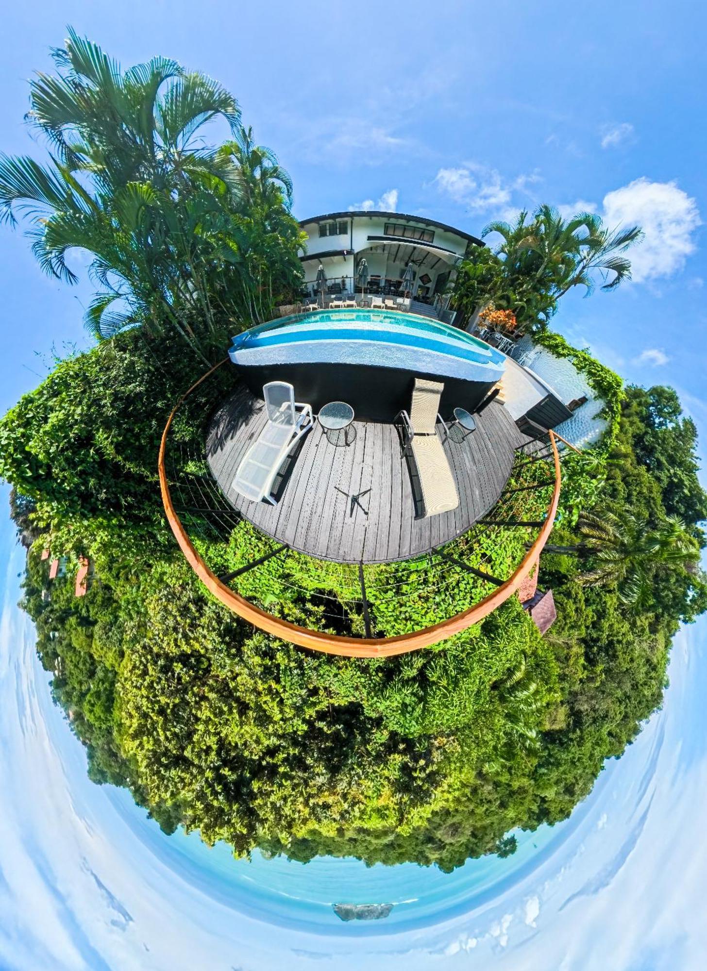 Villa Roca Boutique Resort & Suites - Adult Only Manuel Antonio Bagian luar foto