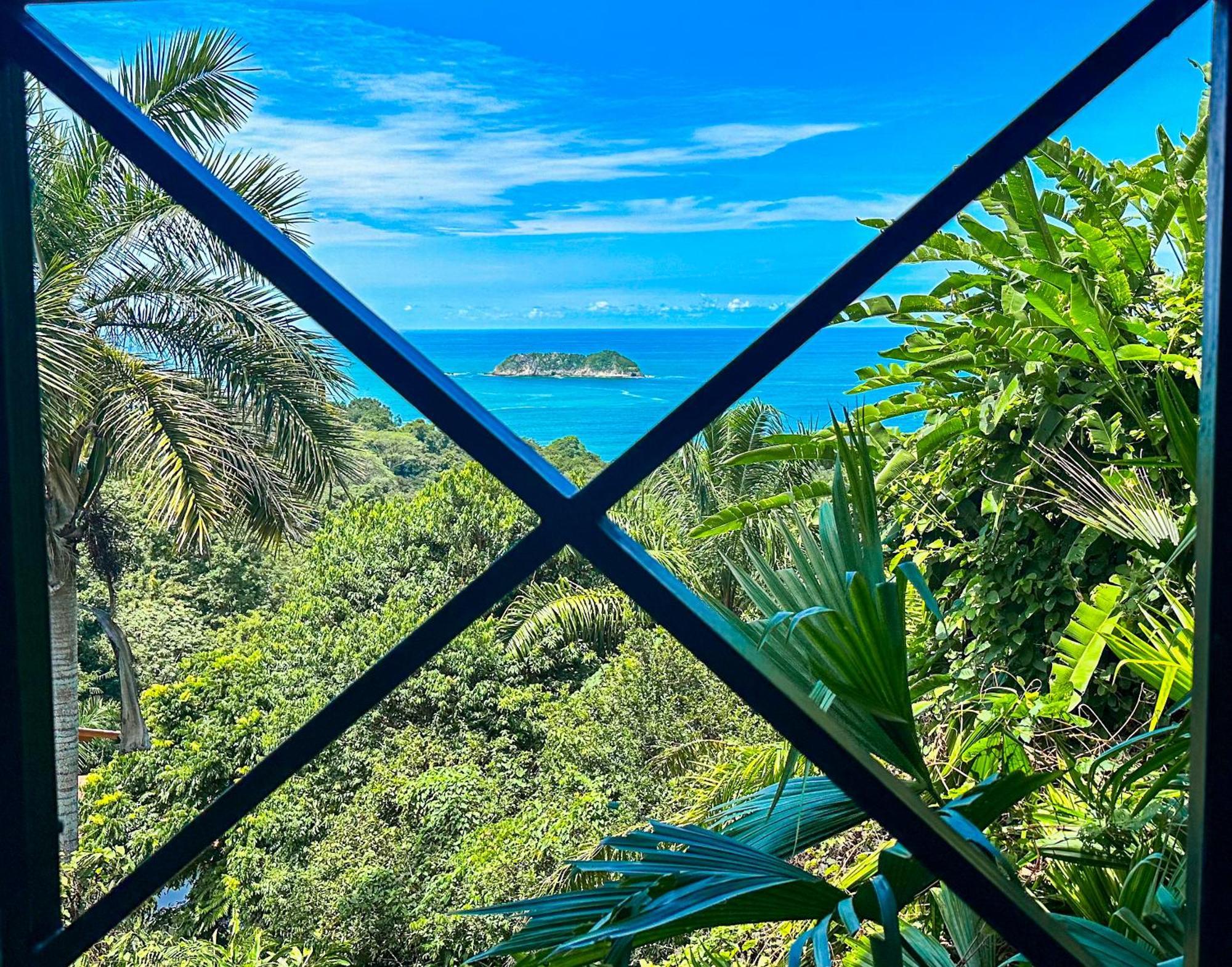 Villa Roca Boutique Resort & Suites - Adult Only Manuel Antonio Bagian luar foto